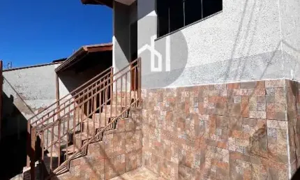 Casa com 3 quartos para alugar na rua maria moreira da silva, 458, jardim das hortênsias, poços de caldas, 130 m2 por r$ 3.000