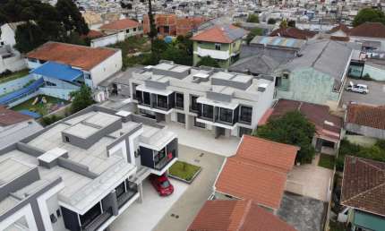 Sobrado com 3 quartos  à venda, 107.44 m2 por R$782500.00  - Boqueirao - Curitiba/PR