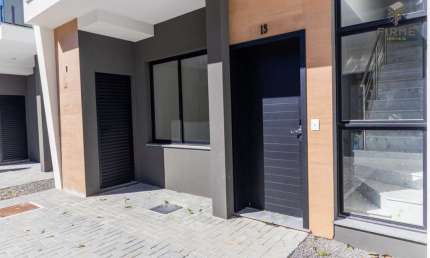 Sobrado com 2 quartos  à venda, 103.32 m2 por R$835000.00  - Boqueirao - Curitiba/PR