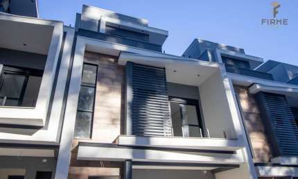 Sobrado com 4 quartos  à venda, 179.18 m2 por R$1131000.00  - Boqueirao - Curitiba/PR