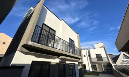 Sobrado com 3 quartos  à venda, 100.12 m2 por R$677000.00  - Xaxim - Curitiba/PR