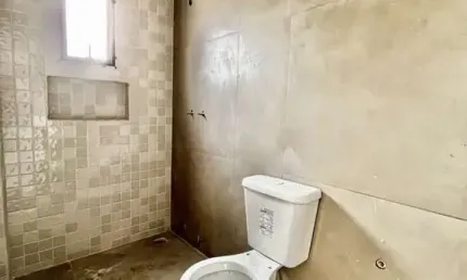 Sobrado com 3 quartos  à venda, 104.84 m2 por R$679000.00  - Xaxim - Curitiba/PR