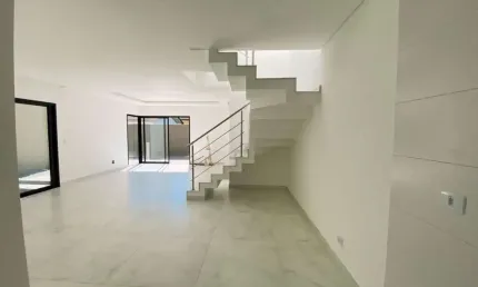 Sobrado com 3 quartos  à venda, 120.00 m2 por R$795000.00  - Hauer - Curitiba/PR