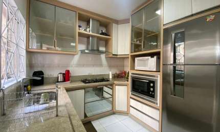 Casa de Condomínio com 3 quartos  à venda, 130.00 m2 por R$597000.00  - Uberaba - Curitiba/PR
