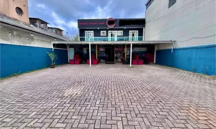 Sobrado com 3 quartos  à venda, 220.00 m2 por R$1590000.00  - Borda Do Campo - Sao Jose Dos Pinhais/PR
