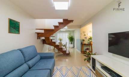 Sobrado com 3 quartos  à venda, 123.05 m2 por R$632900.00  - Xaxim - Curitiba/PR