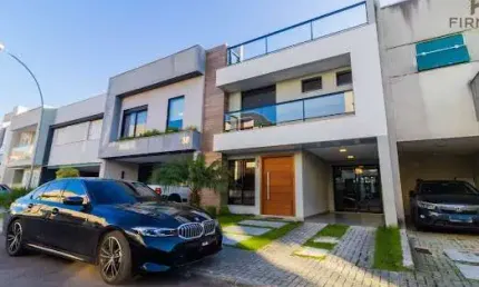Casa de Condomínio com 3 quartos  à venda, 194.00 m2 por R$1690000.00  - Uberaba - Curitiba/PR
