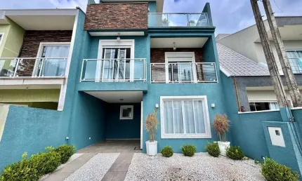 Sobrado com 3 quartos  à venda, 143.00 m2 por R$920000.00  - Pinheirinho - Curitiba/PR