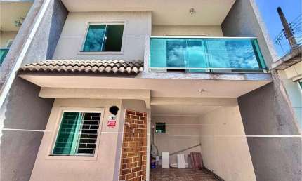 Sobrado com 3 quartos  à venda, 85.00 m2 por R$480000.00  - Sitio Cercado - Curitiba/PR