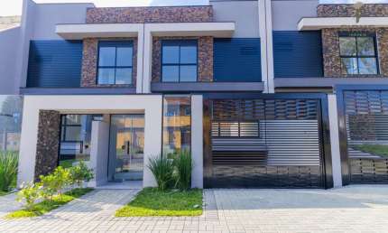 Sobrado com 3 quartos  à venda, 183.76 m2 por R$1150000.00  - Capao Da Imbuia - Curitiba/PR