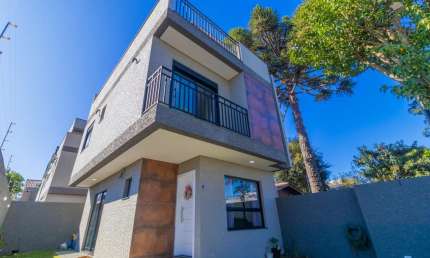Sobrado com 4 quartos  à venda, 120.00 m2 por R$949000.00  - Boqueirao - Curitiba/PR