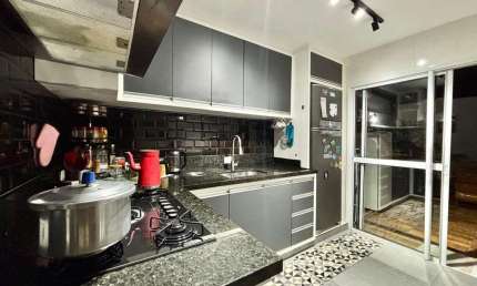 Sobrado com 4 quartos  à venda, 185.00 m2 por R$670000.00  - Quississana - Sao Jose Dos Pinhais/PR