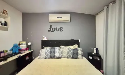 Sobrado com 4 quartos  à venda, 185.00 m2 por R$670000.00  - Quississana - Sao Jose Dos Pinhais/PR