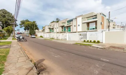 Sobrado com 4 quartos  à venda, 165.00 m2 por r$1290000.00  - xaxim - curitiba/pr