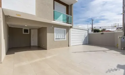 Sobrado com 4 quartos  para alugar, 180.00 m2 por r$6500.00  - xaxim - curitiba/pr