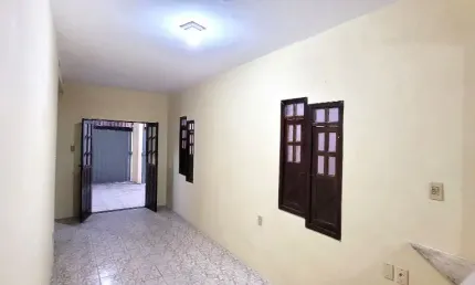 Casa 3 Quartos, 120m² de Terreno, Eixo Urbano Central, Centro, Camaçari/Bahia!