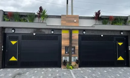 Excelente casa alto padrão, perto da praia, bem localizada
