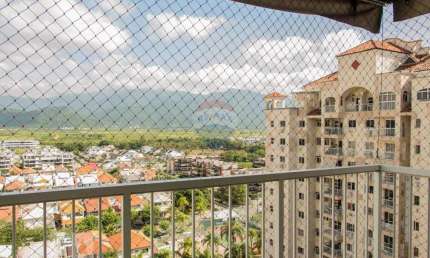 Apto 02 quartos, andar alto na Avenida das américas (Condomínio com Infra)
