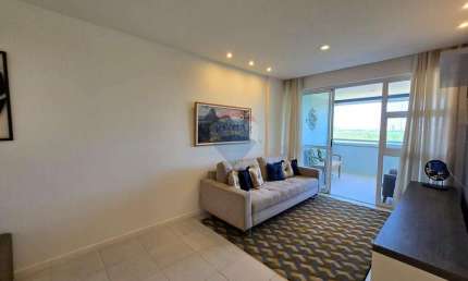 Apartamento de 3 Suítes com Vista Livre e Andar Alto no Condomínio Vila do Pan