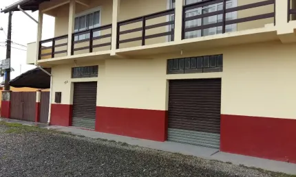 Aluga-se Sala Comercial 100m2 - Bairro Aventureiro - R$ 1700,00