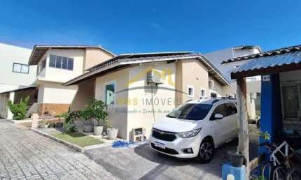 Abrantes Casa Térrea  solta 2/4 1 suíte Área Gourmet 390 mil