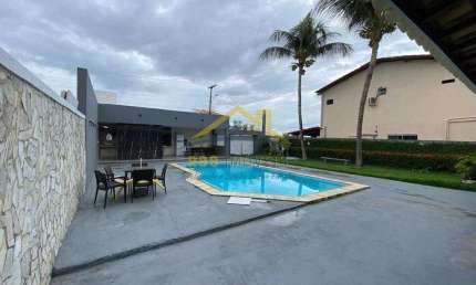 Lauro de Freitas  Casa em Condomínio 4/4 reformada baixouu 1.150.000