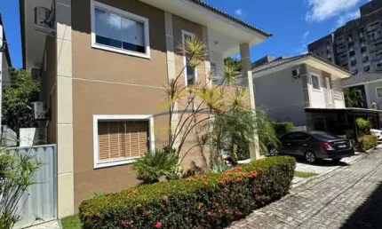Buraquinho casa aluguel em condomínio 4/4 3 suítes 240m²