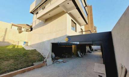 Sobrado com 3 dormitórios à venda, 148 m² por R$ 460.000,00 - Guaraituba - Colombo/PR