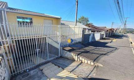 Casa com 2 dormitórios para alugar, 120 m² por R$ 2.490/mês - São Gabriel - Colombo/PR