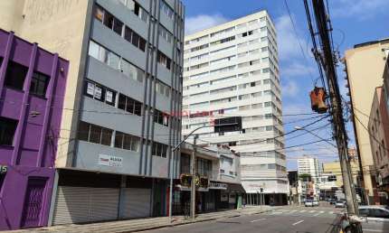 Sala comercial para alugar na Rua Benjamin Constant, 142, Centro, Curitiba, 37 m2 por R$ 600