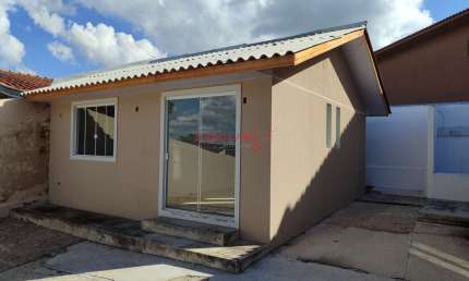Casa com 2 quartos para alugar na PROF MARIA DO CARMO MARTINS, 32, São Braz, Curitiba por R$ 1.600