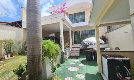 Venha conhecer essa linda Casa de alto padrão no bairro de cidade verde!