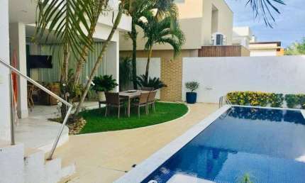 Viva com Exclusividade e conforto no único condomínio-clube horizontal da praia de Ponta Negra!