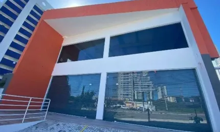 Fature o Ano Inteiro! Empreendimento comercial Com localização privilegiada em Ponta Negra.