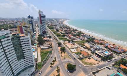 Lindo Apartamento reformado com 2 quartos com vista mar em Ponta Negra