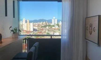 Apartamento com 2 quartos à venda no Barreiros, São José  por R$ 698.000