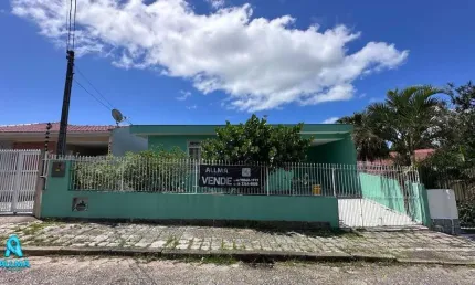 Casa com 4 quartos à venda na Rua Gustavo Barroso, 190, Capoeiras, Florianópolis por R$ 850.000