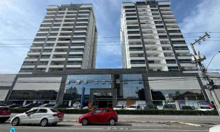 Ponto comercial para alugar na Rua Santos Saraiva, 469, Estreito, Florianópolis por R$ 950