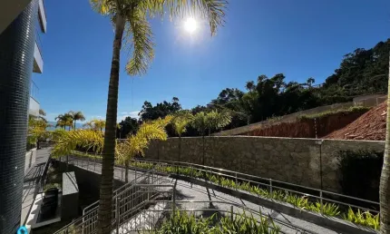 Apartamento com 3 quartos à venda na Rodovia Haroldo Soares Glavan, 4320, Cacupé, Florianópolis por R$ 3.136.521