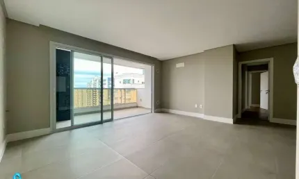Apartamento com 3 quartos à venda no Campinas, São José  por R$ 1.576.822
