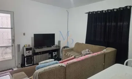 Casa para venda com 137 metros quadrados com 2 quartos
