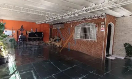 Linda casa térrea com 117m2 de área construída, e terreno de 206m - jardim ismênia - zona leste de sjc