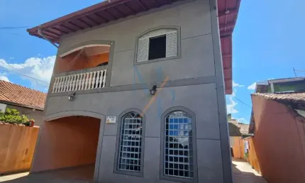 Lindo sobrado com edícula nos fundos, quatro quartos e uma suíte  - bosque dos eucaliptos - região sul de sjc