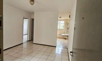 Lindo apartamento com 2 quartos - Cond. Sport Center com salão de jogos e de festas - Jardim Satélite