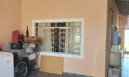 Duas casas no bairro jardim portugal - ótima localização, região tranquila e próximo a comércios