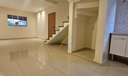 Linda casa com 2 suítes, no bairro Jardim Vale do Sol - Com comércios nas proximidades