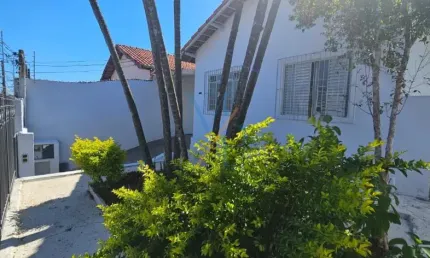 Casa em lote inteiro no bosque dos eucaliptos - ótima localização, facilidade no acesso na cidade jardim e av. salinas