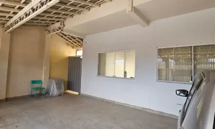 Linda casa no bosque dos eucaliptos, com cozinha planejada - boa localização, sendo 7 minutos do shopping jd. oriente