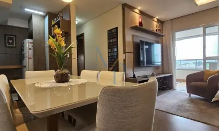 Lindo apartamento com armários planejados - Ótima localização,  6 minutos do Shopping Vale Sul e Dutra