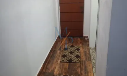 Apartamento semimobiliado com 2 quartos - Ótima localização, ficando no bairro Jardim Satélite e próximo a vários comércios